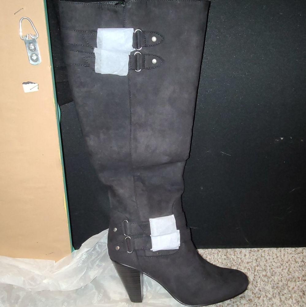 Black Knee High Boots